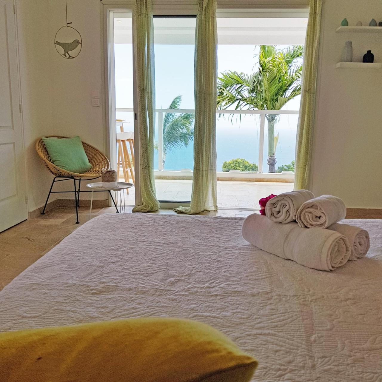 La Boheme, Residence De 5 Appartements Avec Piscine, Vue Ocean, Petite Ile 외부 사진
